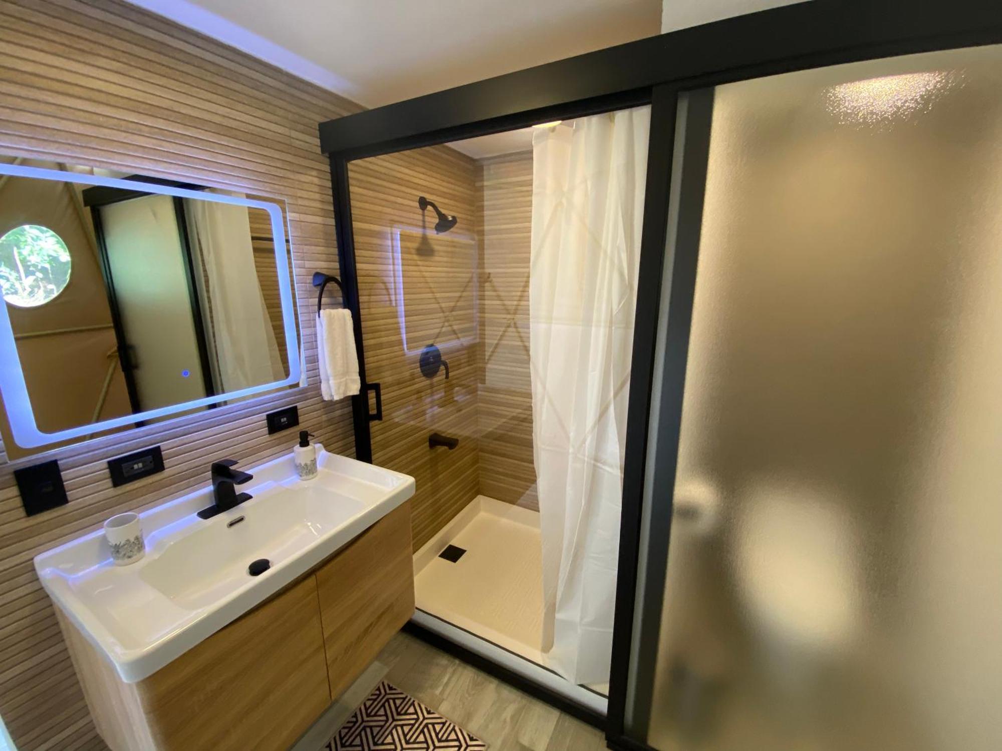Way To Heaven Glamping Hotel 4*